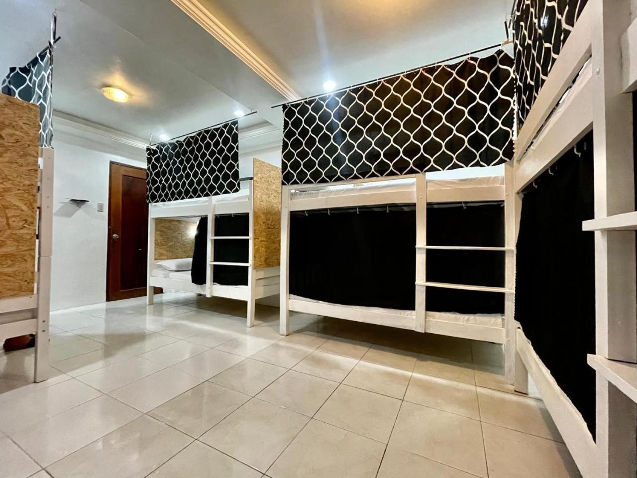 Trail Inn Puerto Princesa ภายนอก รูปภาพ